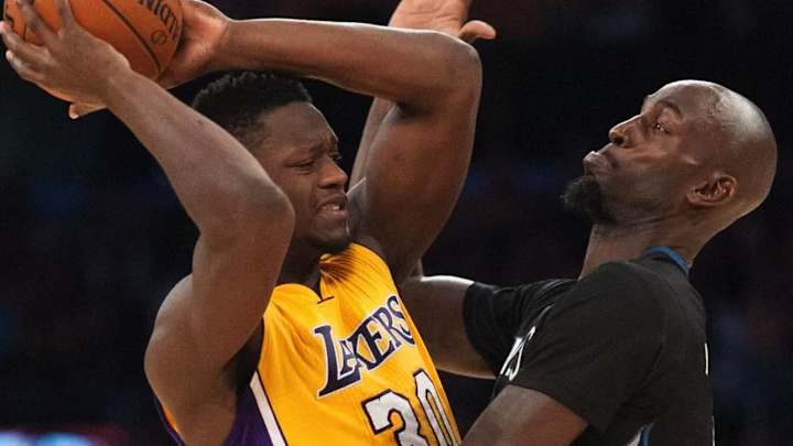 Old Foe Kevin Garnett Advises Knicks' Julius Randle on 'Next Step' Old Foe Kevin Garnett Advises Knicks' Julius Randle on 'Next Step'