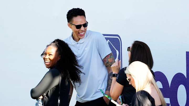 ‘Icon’ Brittney Griner One of Six Athletes on Time’s List of 100 Most Influential People for 2023 ‘Icon’ Brittney Griner One of Six Athletes on Time’s List of 100 Most Influential People for 2023