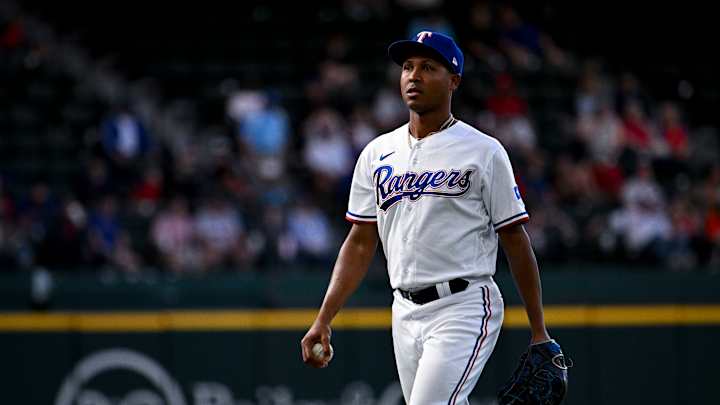 Should Early Struggles by José Leclerc Concern Texas Rangers?