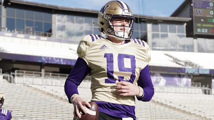 Husky Roster Review: Johnson Leads Walk-On QB Contingent