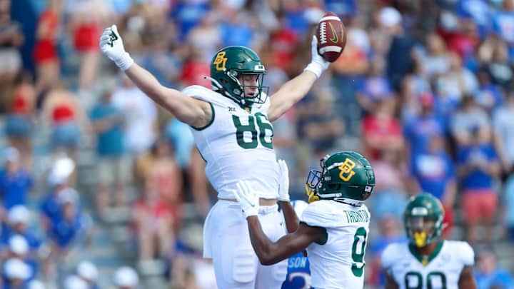Packers Host Record-Setting Tight End on Predraft Visit