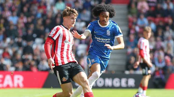 Tony Mowbray explains why Dennis Cirkin suspension is 'fine' for Sunderland Tony Mowbray explains why Dennis Cirkin suspension is 'fine' for Sunderland