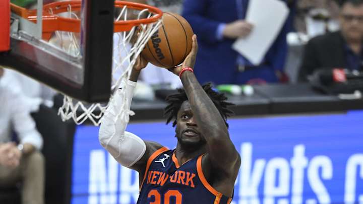 Julius Randle's Awaited Return Helps Knicks in Game 1 Win vs. Cavs Julius Randle's Awaited Return Helps Knicks in Game 1 Win vs. Cavs