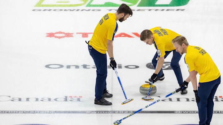 Curling Heroes Throw Edin Spinner