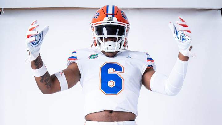 IMG LB Gavin Nix Intrigued by 'Really Aggressive' Gators Defense IMG LB Gavin Nix Intrigued by 'Really Aggressive' Gators Defense