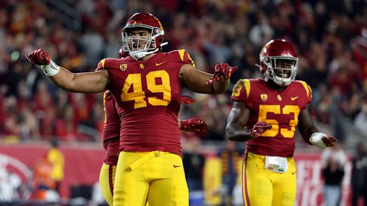 Raiders NFL Draft Prospect: DL Tuli Tuipulotu, USC Trojans