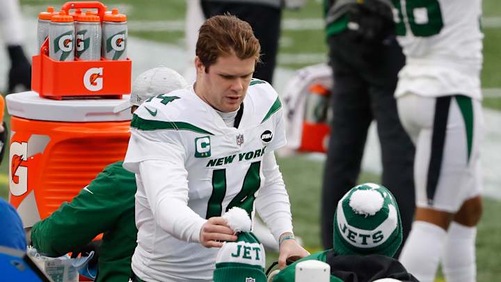 Jets' Former Top Pick Sam Darnold Owns Rare Distinction Jets' Former Top Pick Sam Darnold Owns Rare Distinction