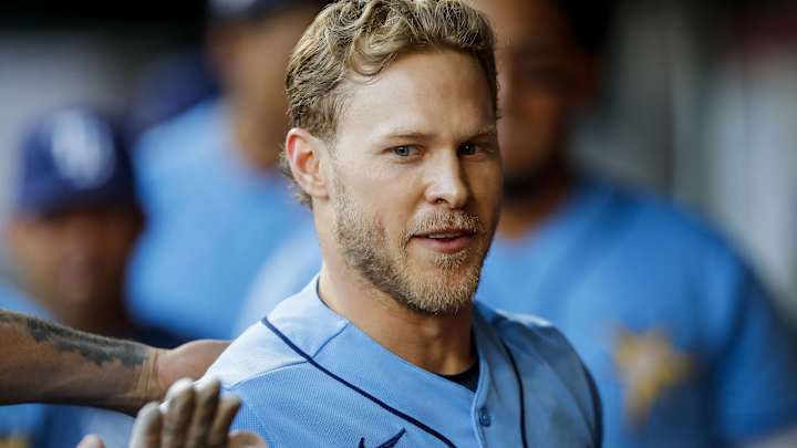 Homer-Happy Rays Go Deep Often in 10-0 Rout of Reds