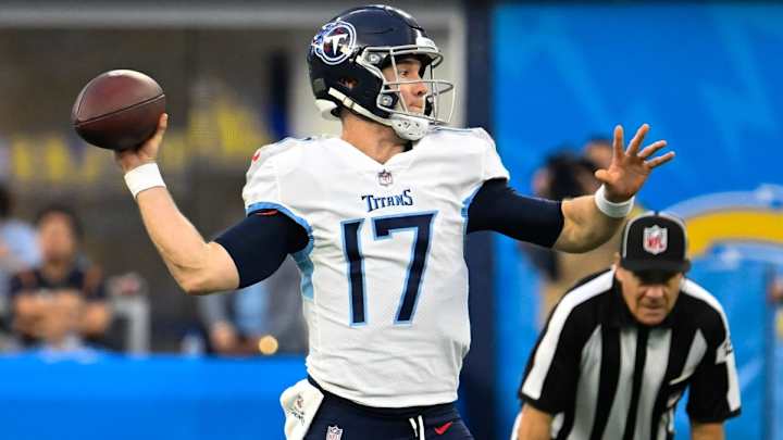 Titans Begin Offseason Workout Program with Ryan Tannehill in Attendance