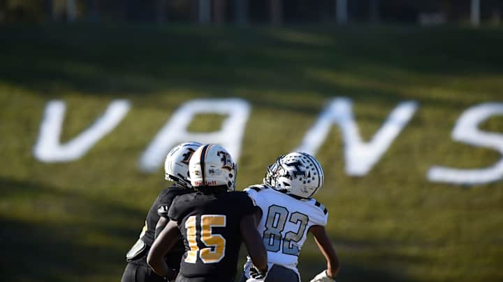 2024 Wide Receiver Kale Woodburn Commits to Cincinnati 2024 Wide Receiver Kale Woodburn Commits to Cincinnati