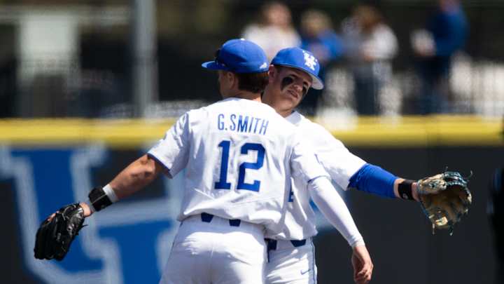 Nine Ranked Teams Lose on Tuesday; Midweek Madness Yet to Catch Kentucky Nine Ranked Teams Lose on Tuesday; Midweek Madness Yet to Catch Kentucky