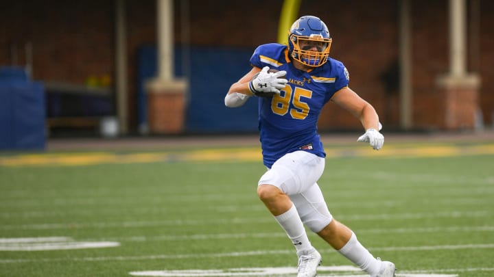 Raiders NFL Draft Prospect: TE Tucker Kraft, South Dakota State