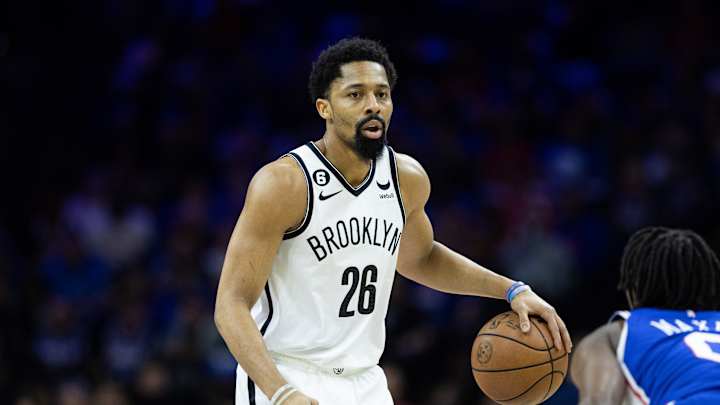 Spencer Dinwiddie Compares Nets’ 2-0 Deficit to Epic Mavs-Suns Series Spencer Dinwiddie Compares Nets’ 2-0 Deficit to Epic Mavs-Suns Series