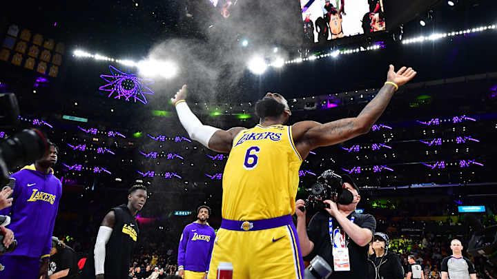 Here’s Why LeBron James Is Still Verified on Twitter Despite Vow Not to Pay