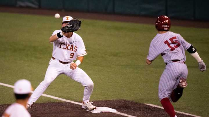 OU Baseball: Oklahoma Wins Battle With No. 14 Texas in Austin