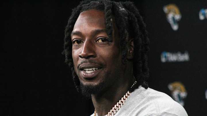 Jaguars HC Doug Pederson on Calvin Ridley’s First OTAs: ‘It’s Another Piece to Our Puzzle’ Jaguars HC Doug Pederson on Calvin Ridley’s First OTAs: ‘It’s Another Piece to Our Puzzle’