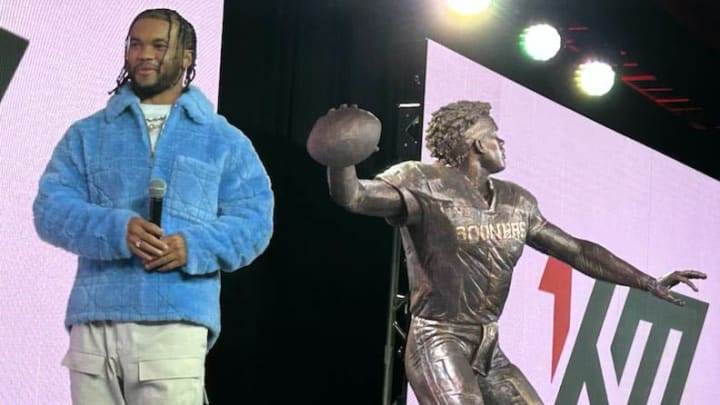 Ex-Sooners QB Kyler Murray Honored by Oklahoma With Statue