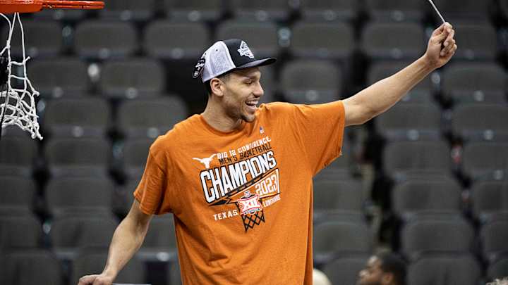 Longhorns F Dylan Disu Announces He'll Return for Next Season