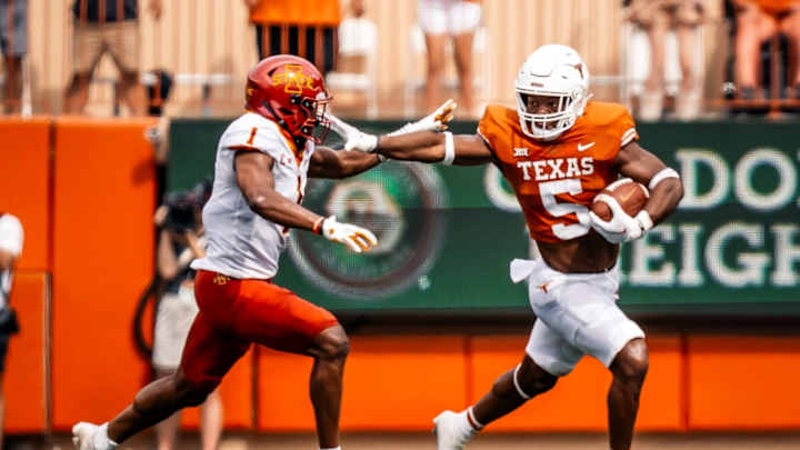 Seahawks' Pro Bowl Defensive Star Wants to Draft ... Bijan Robinson?