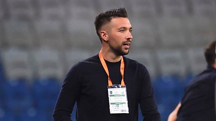 Sunderland considering replacing Tony Mowbray with Italian, claims report