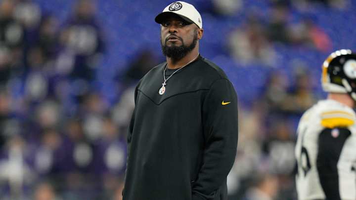 Boston College WR Dino Tomlin Has Hilarious Reaction to Dad Mike Asking for NFL Draft Intel Boston College WR Dino Tomlin Has Hilarious Reaction to Dad Mike Asking for NFL Draft Intel