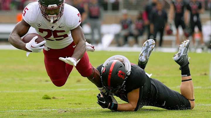 WATCH: Troy Taylor awards linebacker Spencer Jorgensen with a scholarship WATCH: Troy Taylor awards linebacker Spencer Jorgensen with a scholarship