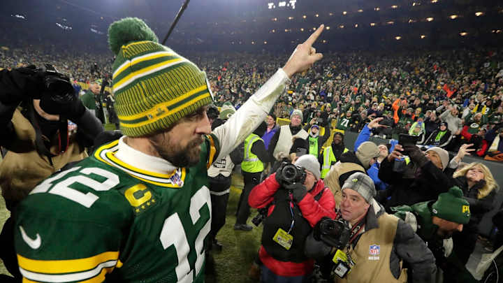 Rodgers Says Goodbye to Packers
