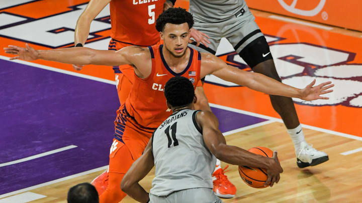 USC Upstate Transfer Jordan Gainey Turned Heads During Italy Exhibitions