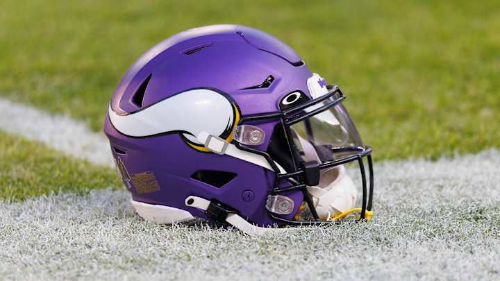 Vikings Hire Mike Parson To Replace Retired Dennis Ryan as Equipment Manager