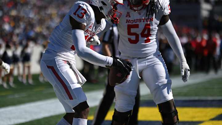 Houston Transfer OL Lance Robinson Commits to Louisville Houston Transfer OL Lance Robinson Commits to Louisville