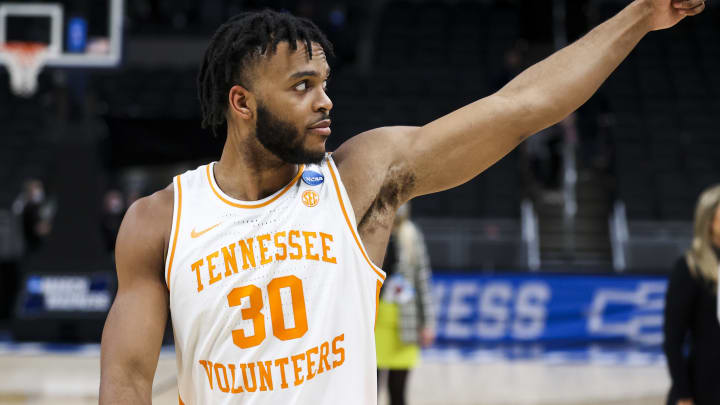 Josiah Jordan-James Announces Return To Tennessee