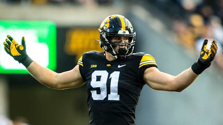 Packers Draft ‘Hercules’ Van Ness with First-Round Pick