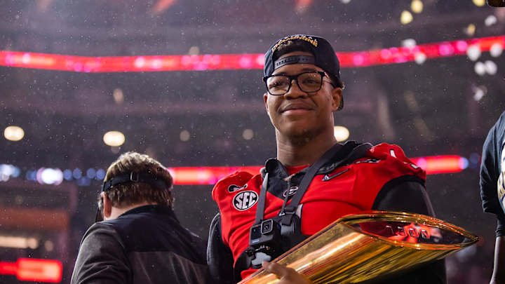 Jets Go Defense at No. 15 Overall in Sports Illustrated's Thursday Morning Mock Draft