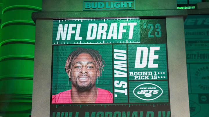 Sports Illustrated Grades Jets' 2023 Draft Below Median