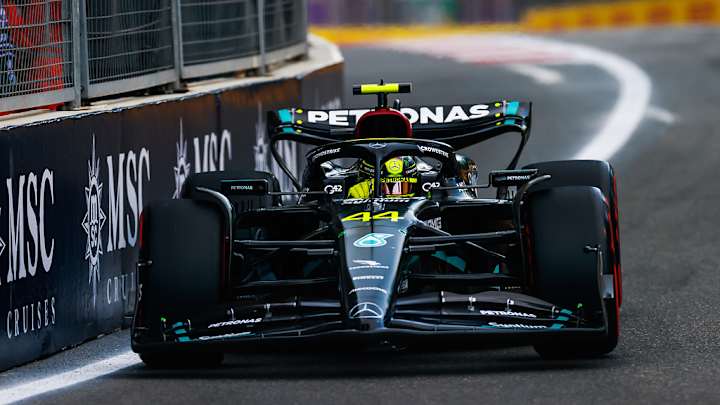 F1 Fans Spot Lewis Hamilton Snooping: "Channeling His Inner Sebastian Vettel"