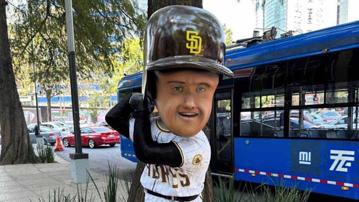 Padres Fans Roast Controversial Juan Soto Statue
