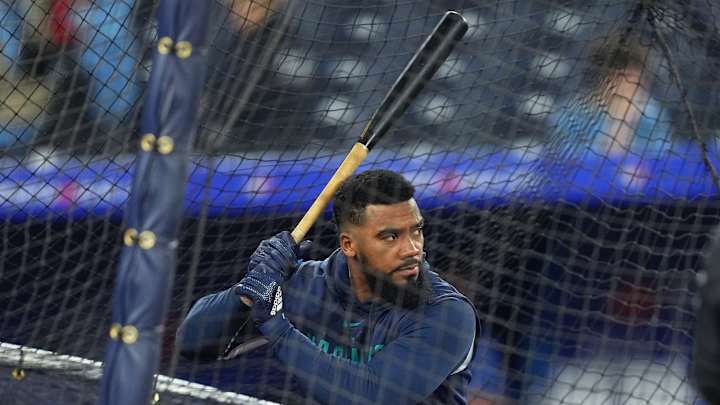 Toronto Blue Jays Give Teoscar Hernandez Tribute Video in Return with Seattle Mariners