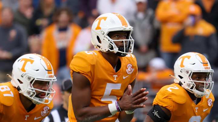 Kelly: Why the Dolphins Should Draft Hooker If They Have the Chance Kelly: Why the Dolphins Should Draft Hooker If They Have the Chance