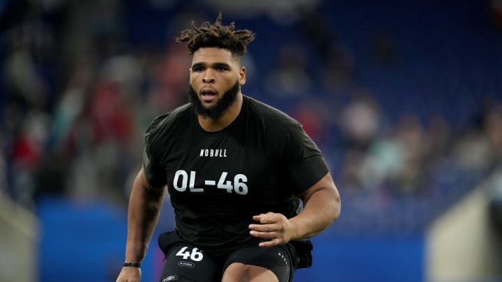 Bills vs. Jets Trench Battle Will Put Rookie O'Cyrus Torrence to Test