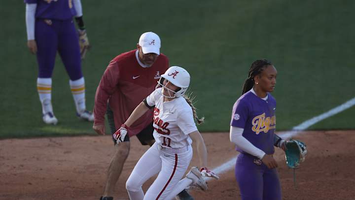 Freshmen Steal Show as Alabama Softball Open Series with 4-0 Win over LSU