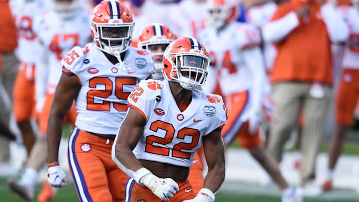 Ravens Trenton Simpson Won’t Play ‘Traditional LB Role’ Ravens Trenton Simpson Won’t Play ‘Traditional LB Role’