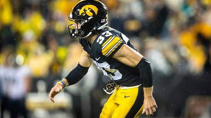 Report: Broncos Sign Third-Round Rookie CB Riley Moss Report: Broncos Sign Third-Round Rookie CB Riley Moss