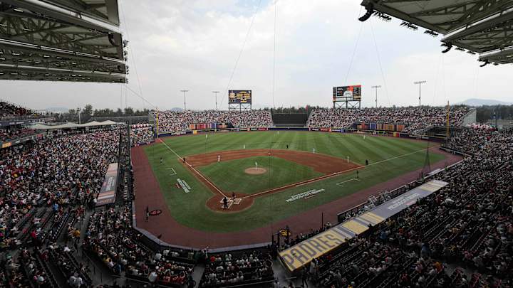 SF Giants lose to Padres 16-11 in dinger-filled game in Mexico City SF Giants lose to Padres 16-11 in dinger-filled game in Mexico City