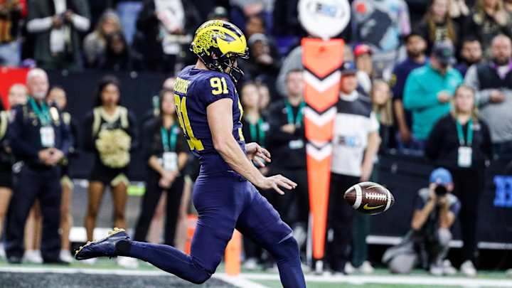 Bengals Take Michigan Punter Brad Robbins in Sixth Round of 2023 NFL Draft Bengals Take Michigan Punter Brad Robbins in Sixth Round of 2023 NFL Draft