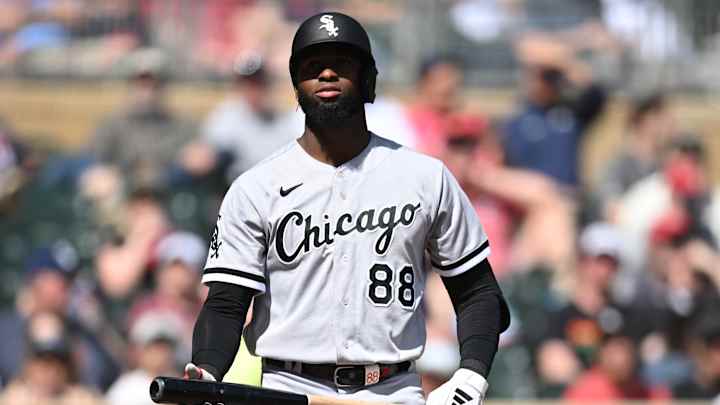 Luis Robert Kept Out of White Sox Lineup Sunday After He Was Benched for Not Hustling