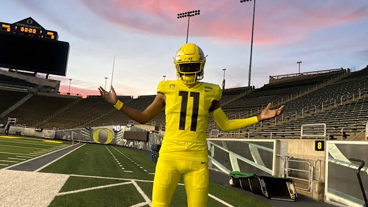 Duck Legacy Akili Smith Jr. Breaks Down Oregon Visit
