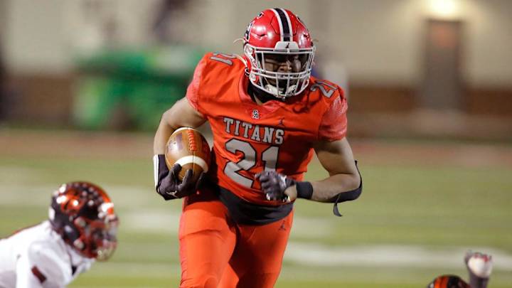 Notre Dame Among Three Teams Standing Out For Running Back Xavier Robinson