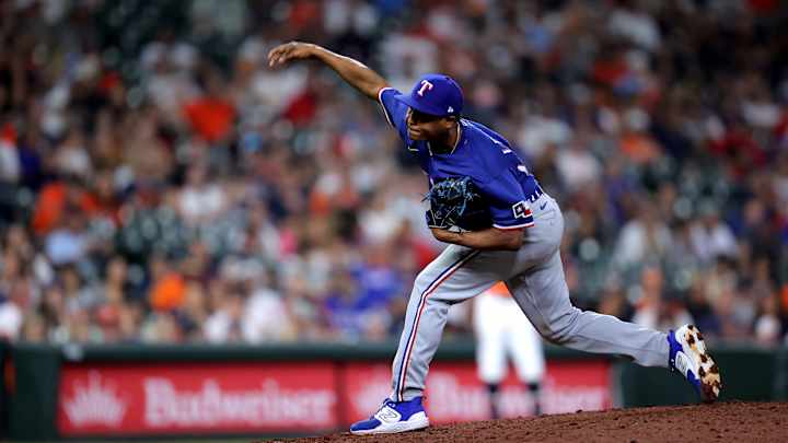 Jose Leclerc Takes Step Forward for Texas Rangers