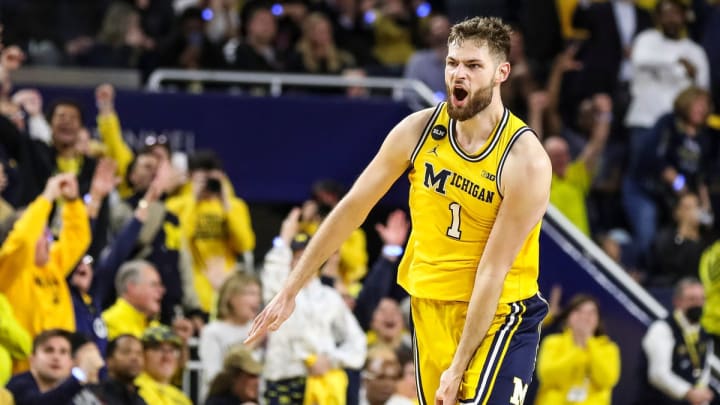 Big Ten Roundup: Hunter Dickinson Chooses Kansas; 22 Commits in Final 247Sports Top 150