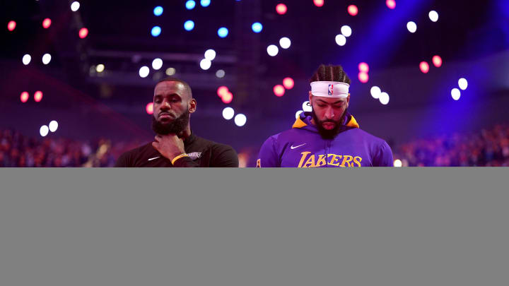 Lakers News: Ever-Deferential Anthony Davis Salutes LeBron James' Efforts Vs Portland